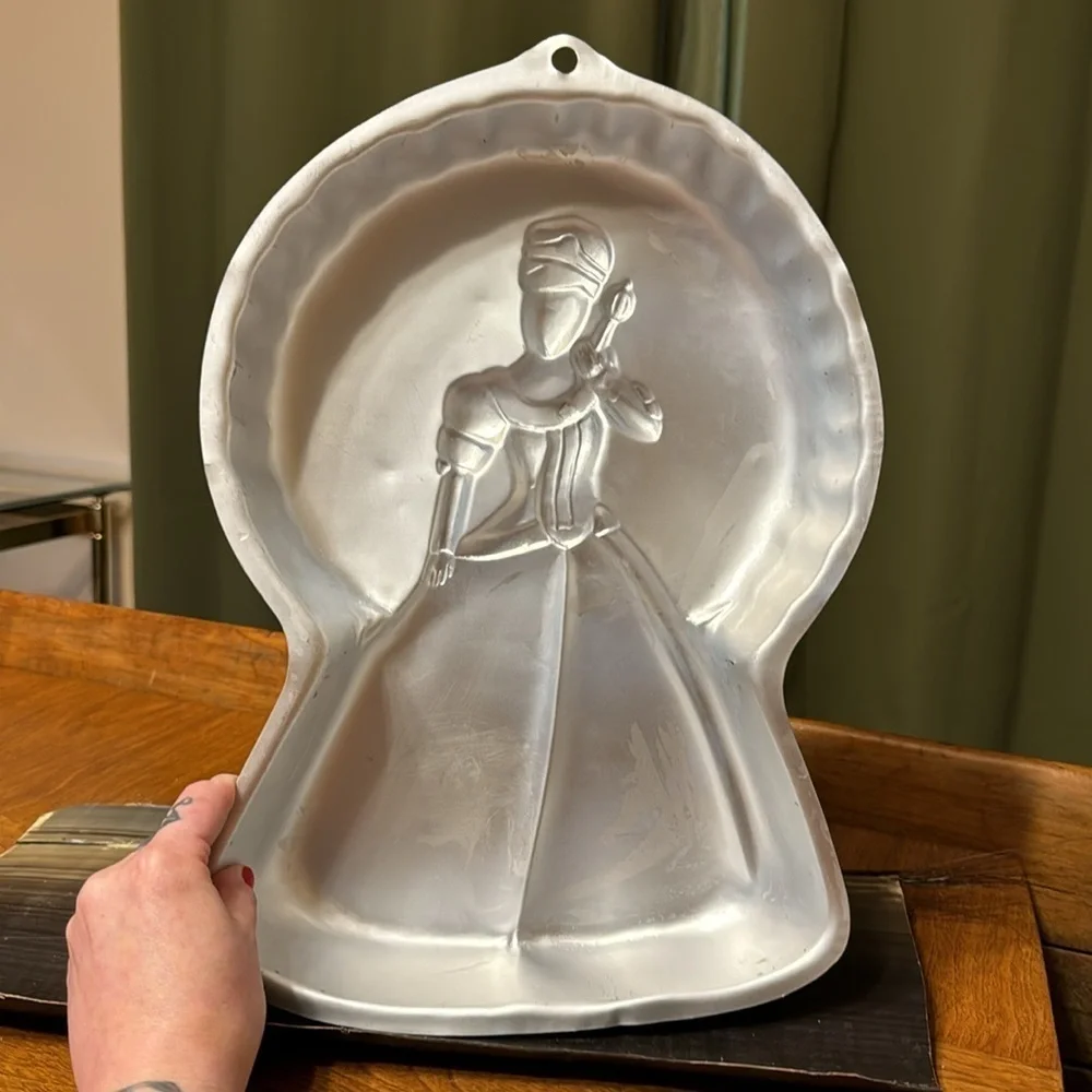 Vintage Wilton Dreamtime Mattel Princess Barbie Cake Pan Barbie Cake Pan